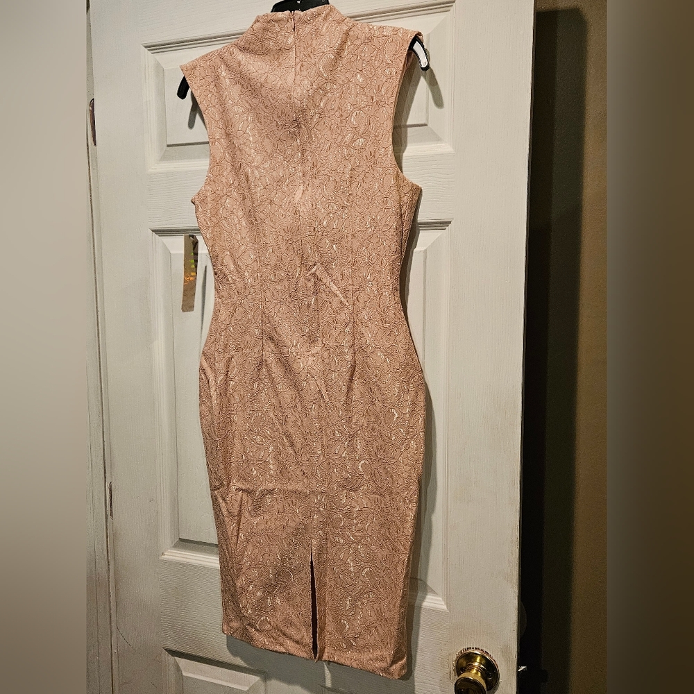 ALMOST FAMOUS DRESS - Picture 2 of 3